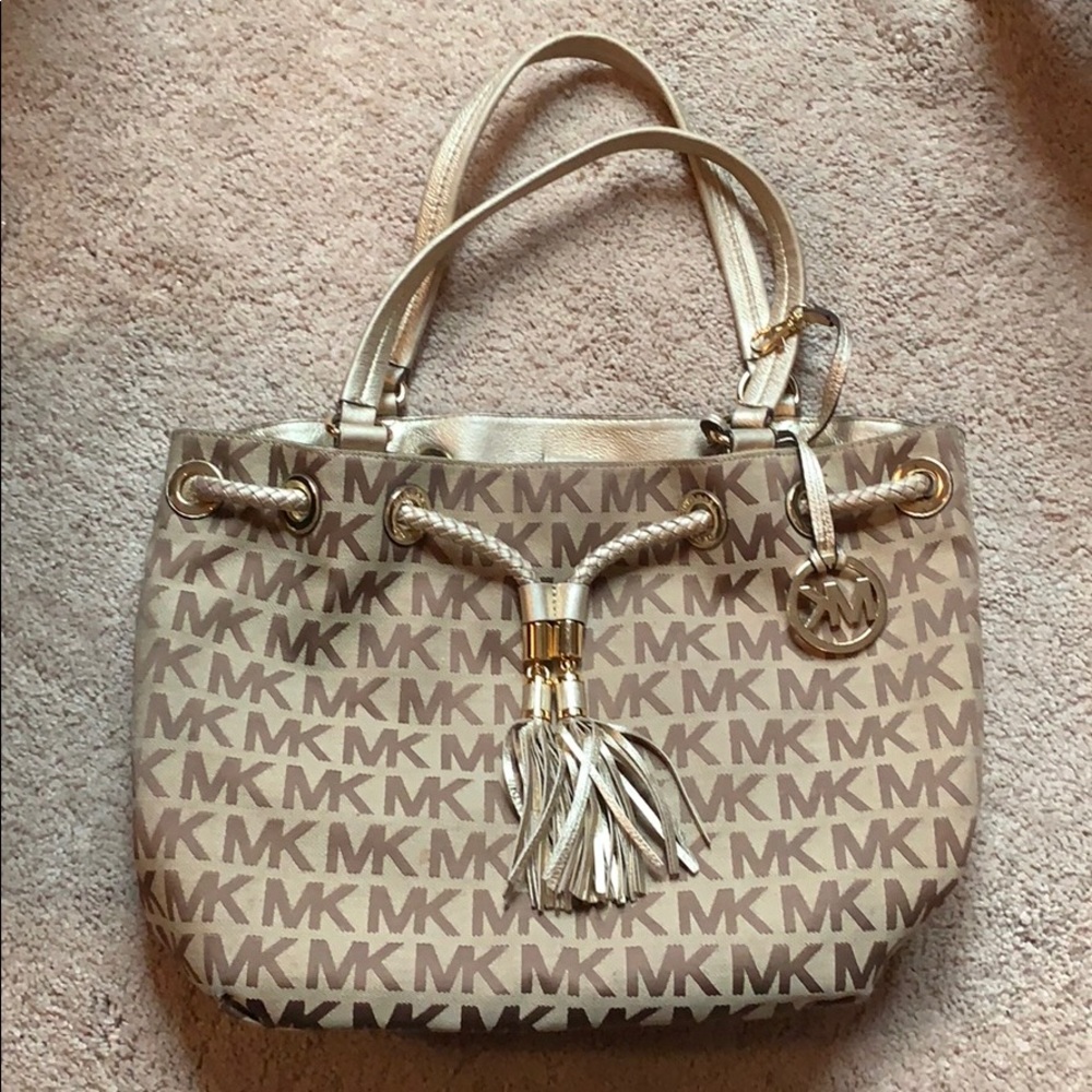 Michael Korda purse
